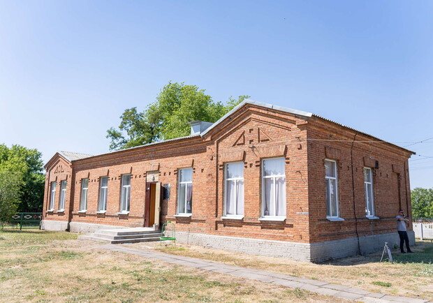 У Запорізькому районі готуються до 1 вересня: в укриттях проводяться ремонтні роботи. 