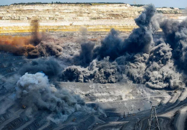 УЗапорожців попереджають про заплановані вибухи. 