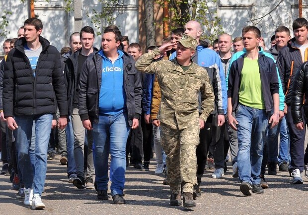 Базова військова підготовка у вишах стане альтернативою військовій службі 