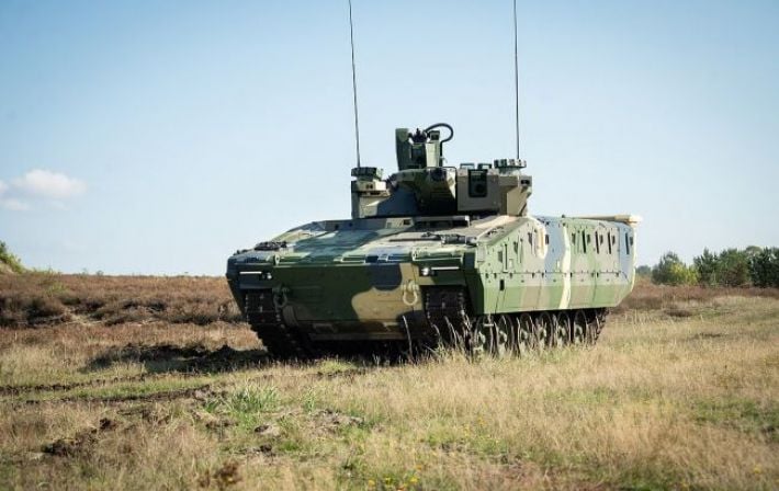 Украина получила первую БМП Lynx от Rheinmetall