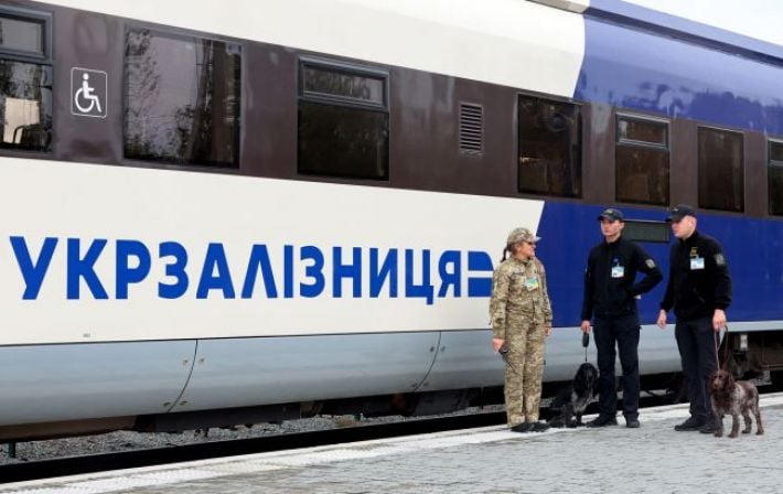 Обстрел Днепропетровской области: есть пострадавшие, изменилось движение поездов